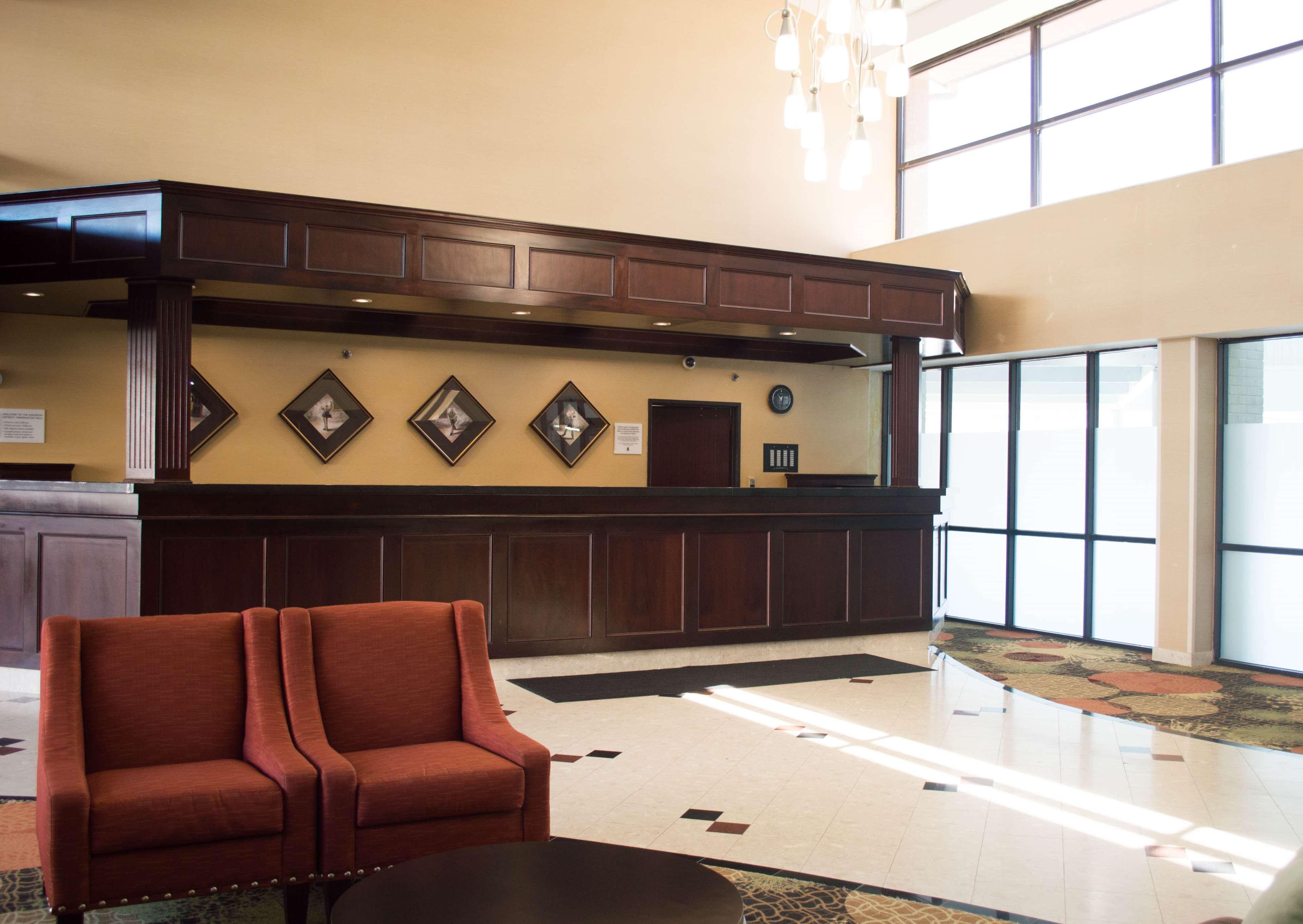 Radisson Hotel Detroit-Farmington Hills Dış mekan fotoğraf