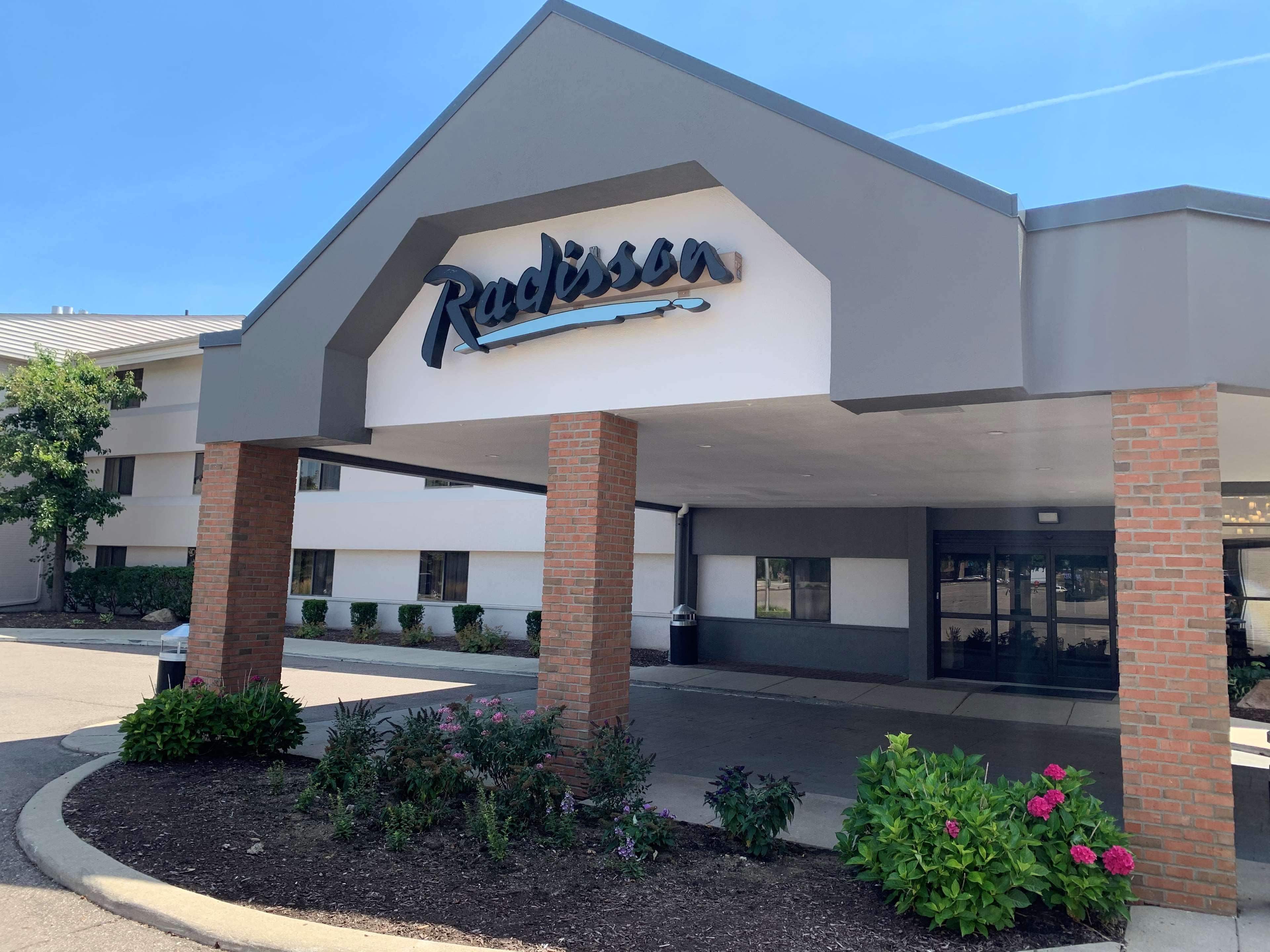 Radisson Hotel Detroit-Farmington Hills Dış mekan fotoğraf