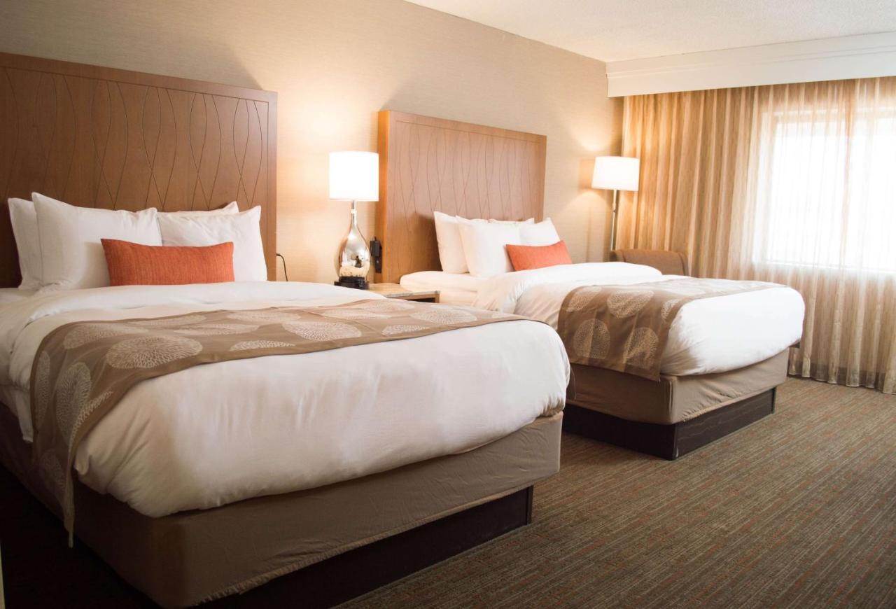 Radisson Hotel Detroit-Farmington Hills Dış mekan fotoğraf